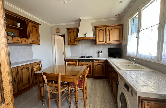 Maison Aubigny Sur Nere 5 pièce(s) 93 m2 — photo 3