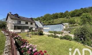 Maison 9 Pièces 206 m² à vendre à Saint-Martin-sous-Vigouroux (15230)