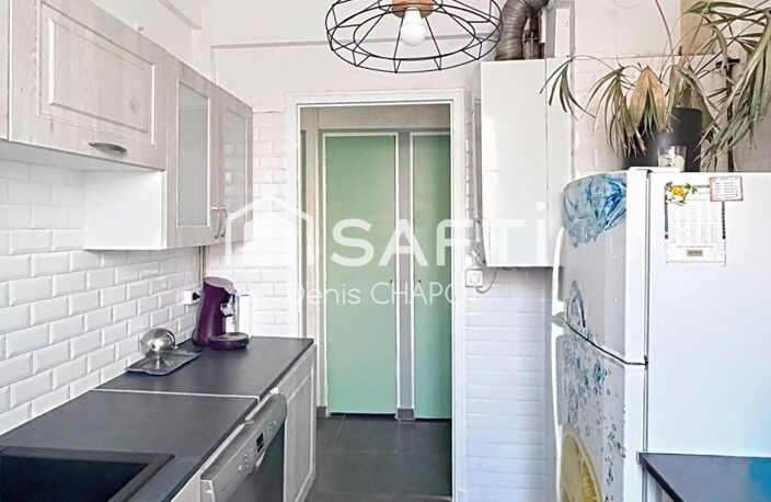 T3 lumineux avec ascenseur. Ideal residence principale ou investissement locatif — photo 3