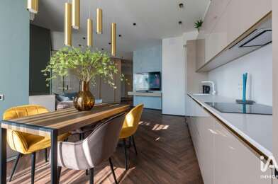Appartement 4 pièces 219900 €