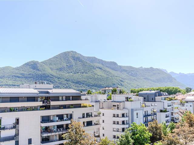 T5 rénové 122 m² avec terrasse - Annecy Parmelan — photo du bien