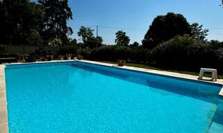 Maison 17 Pièces 430 m² à vendre à Saint-Seurin-de-Prats (24230)
