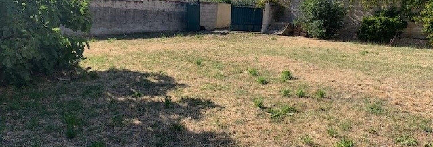Terrain  549 m² à vendre à Beaucaire (30300)