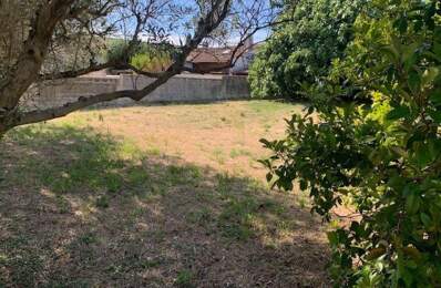 Terrain à bâtir dans le centre de Beaucaire — photo du bien