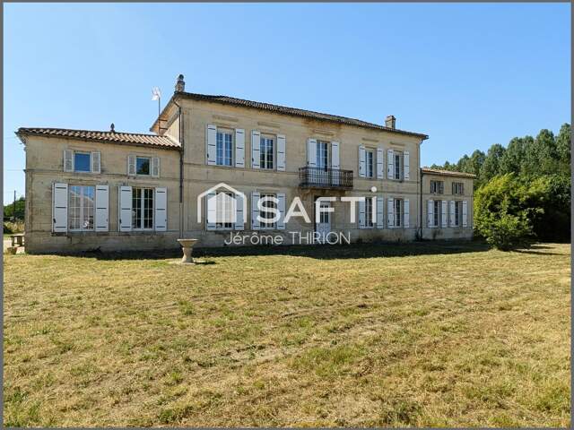 Belle demeure de 275 m² + dépendances sur 1 ha — photo du bien