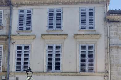 Immeuble  107000 €
