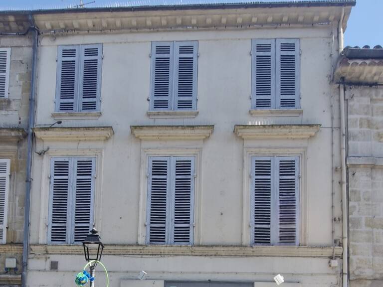 Vente Immeuble 300 m&sup2; — photo 1