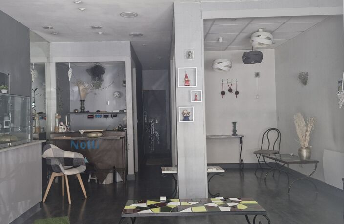 Vente Immeuble 300 m&sup2; — photo 2
