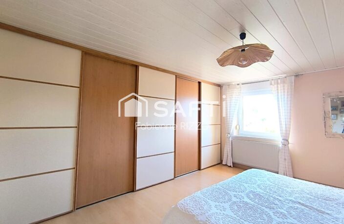 GUENVILLER   MAISON FAMILIALE DE 195 M²  1 059 M² DE TERRAIN  DOUBLE GARAGE — photo 4