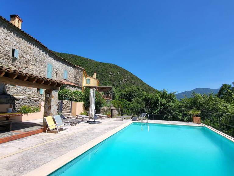 Splendide et spacieuse propriété avec dependances et piscine — photo 1