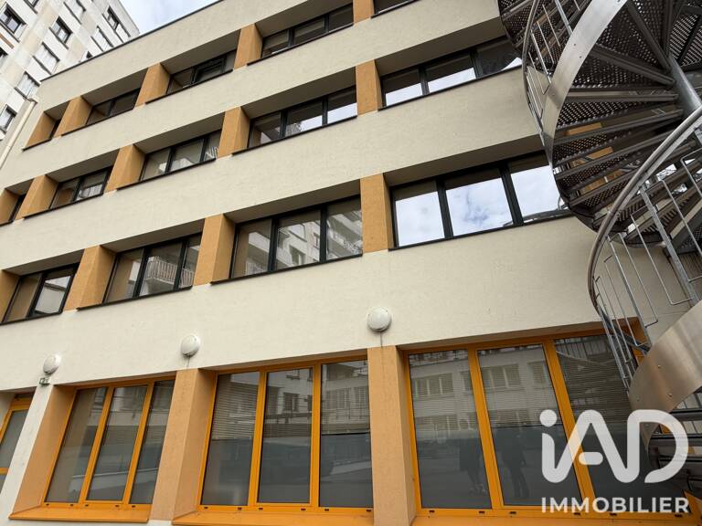 Vente Boutique/Local commercial 1 131 m&sup2; — photo 1