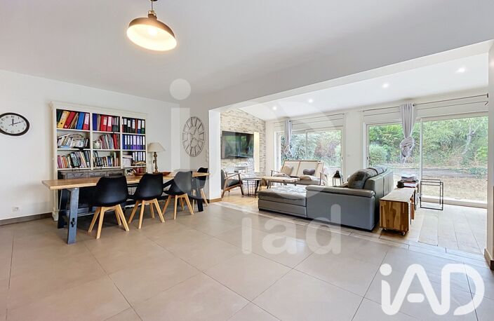 Vente Maison/villa 7 pièces — photo 2