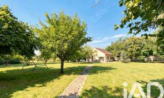 Maison 5 Pièces 140 m² à vendre à Le Mesnil-Saint-Denis (78320)