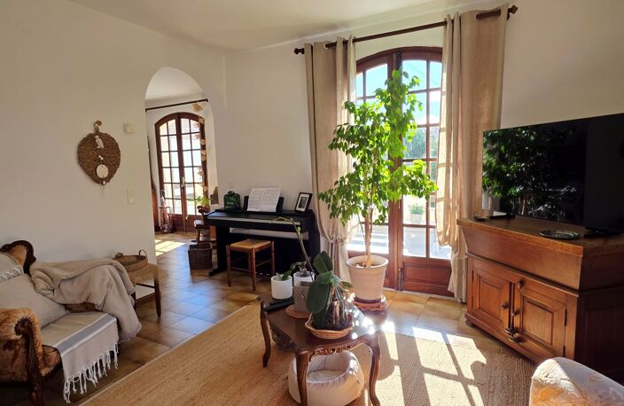 Vente Maison/villa 9 pièces — photo 4