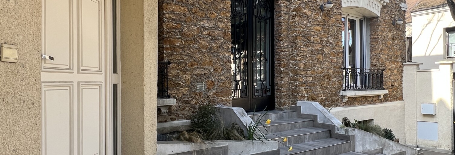 Commerce  650 m² à vendre à Saint-Maur-des-Fossés (94210)