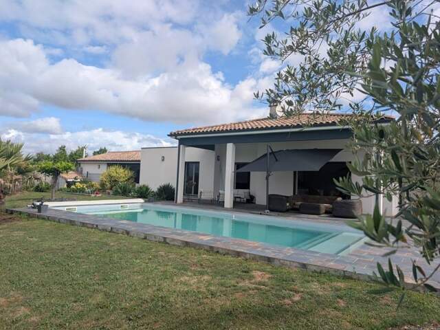 Contemporaine de 5 pièces principales — photo du bien