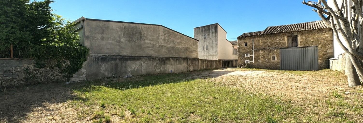 Commerce  253 m² à vendre à Pont-Saint-Esprit (30130)