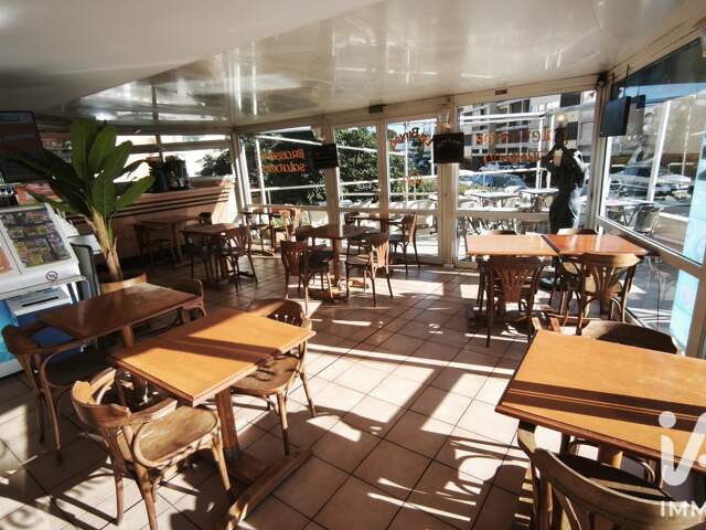 Vente Bar, Brasserie, Tabac 118 m&sup2; — photo du bien