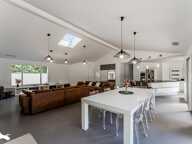 Contemporaine de 9 pièces principales — photo 2
