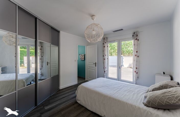 Contemporaine de 9 pièces principales — photo 5