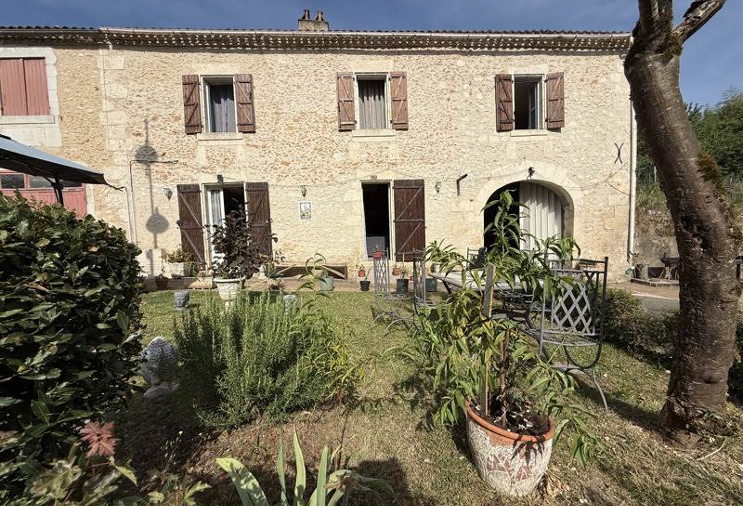 Maison de bourg de 5 pièces principales — photo 1