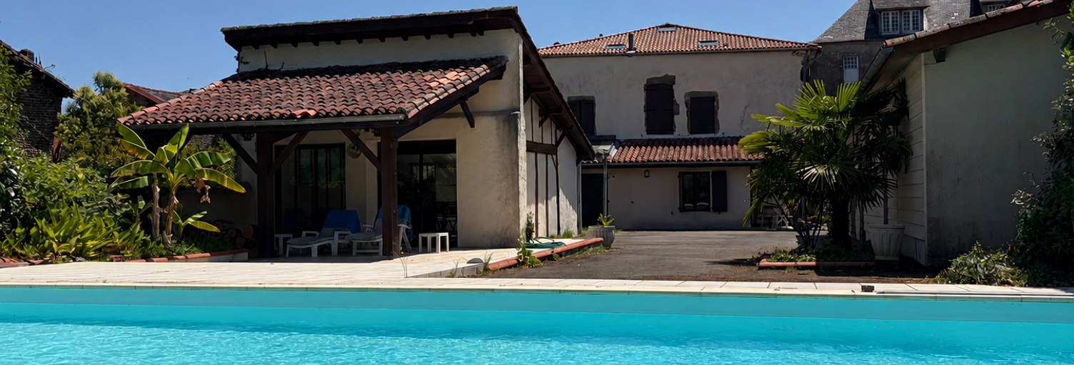 Maison 11 Pièces 290 m² à vendre à Aire-sur-l'Adour (40800)