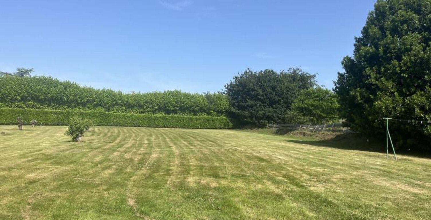 Terrain à bâtir de 0 pièces principales — photo 1