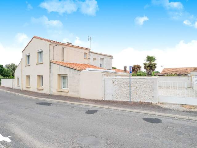 Maison de bourg de 4 pièces principales — photo du bien