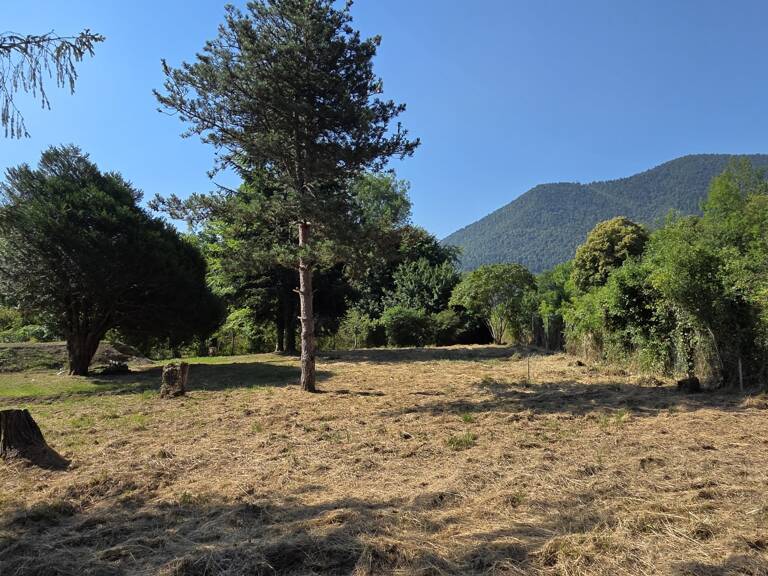 Vente Terrain 1 120 m&sup2; — photo 1