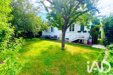 Maison 7 pièces 612400 €