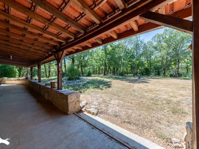Maison en pierre de 5 pièces principales — photo 1