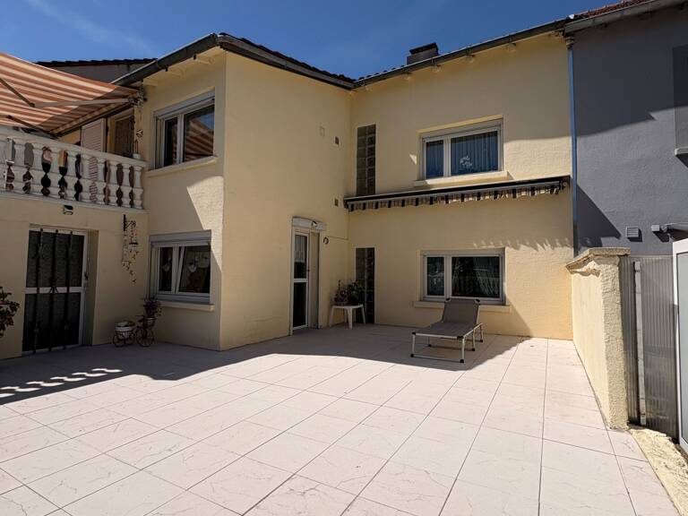 Vente Maison traditionnelle 13 pièces — photo 1