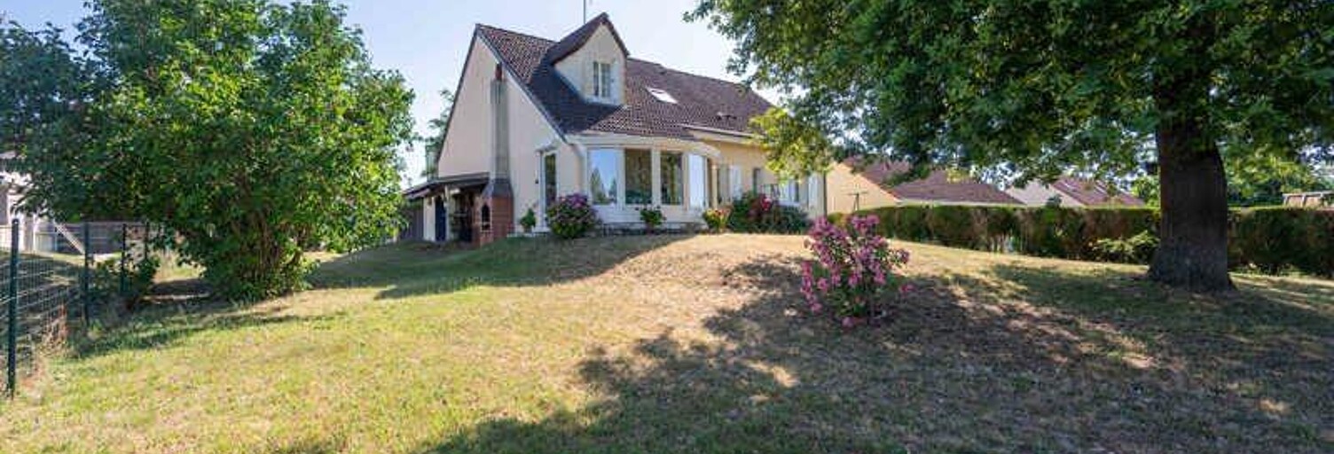 Maison 6 Pièces 166 m² à vendre à Vierzon (18100)