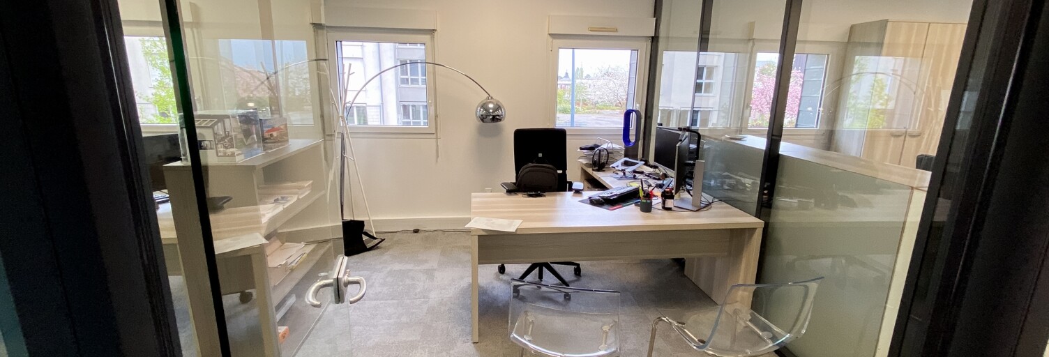 Commerce  400 m² à vendre à Saint-Cyr-sur-Loire (37540)