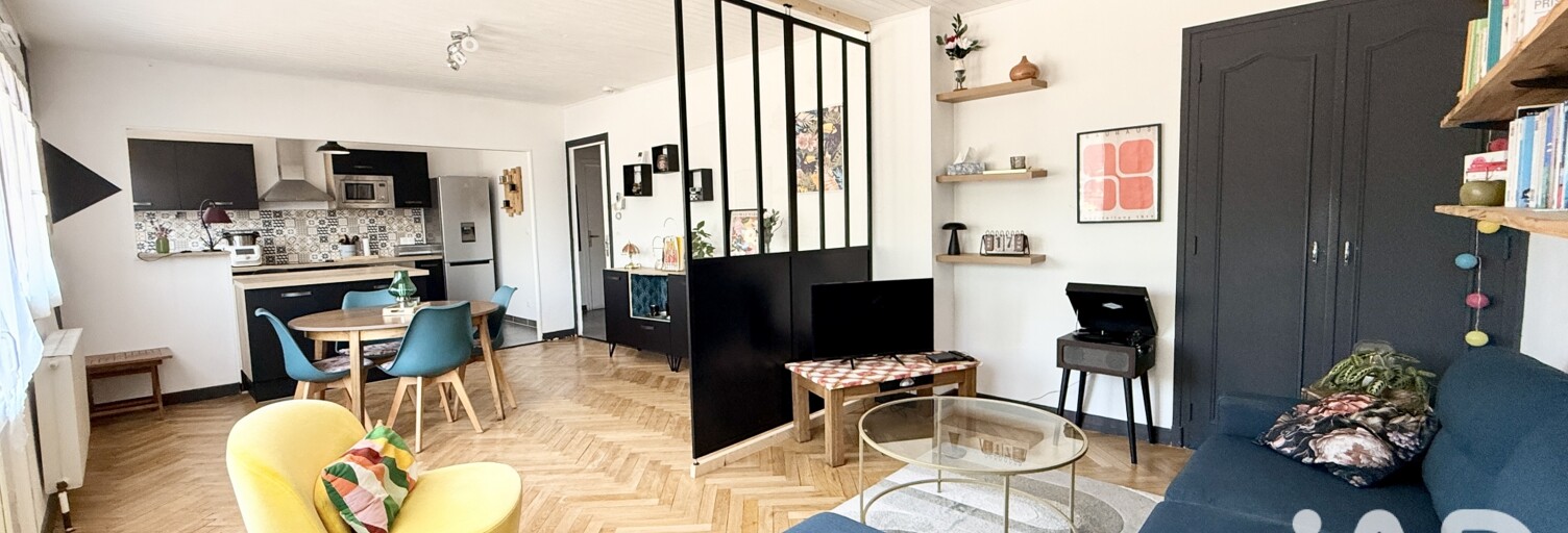 Maison 5 Pièces 93 m² à vendre à Saint-Martin-d'Estréaux (42620)