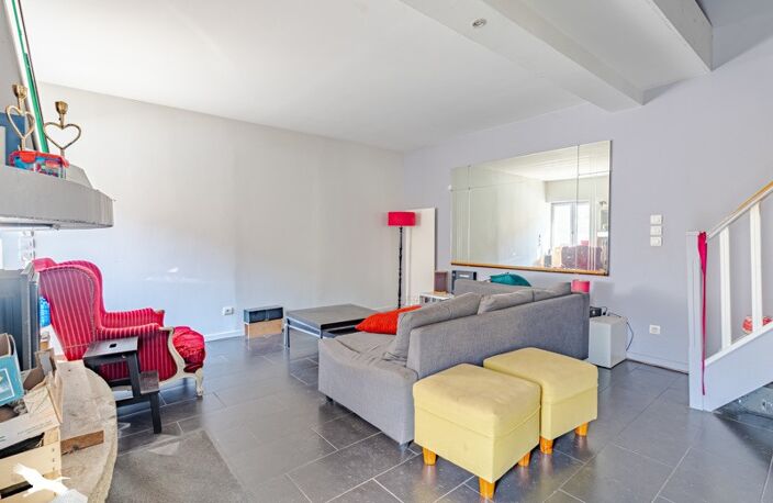 Maison de ville de 6 pièces principales — photo 2