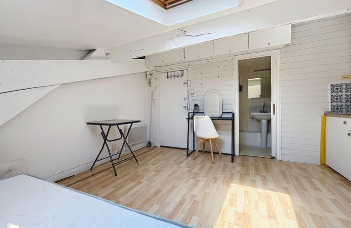 Studio de 1 pièces principales — photo 3