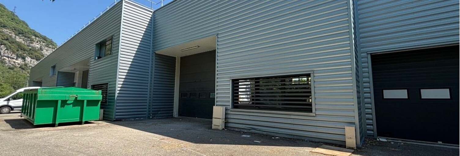 Commerce  342 m² à louer à Échirolles (38130)