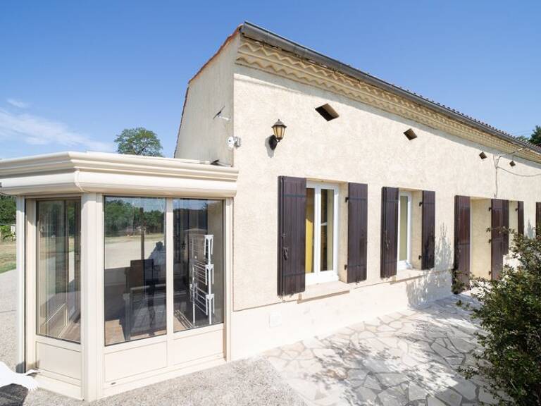 Maison en pierre de 6 pièces principales — photo 1