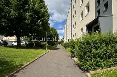 Appartement 4 pièces 215000 €