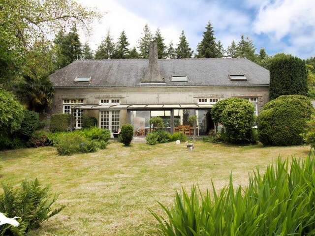 Villa de 8 pièces principales — photo du bien
