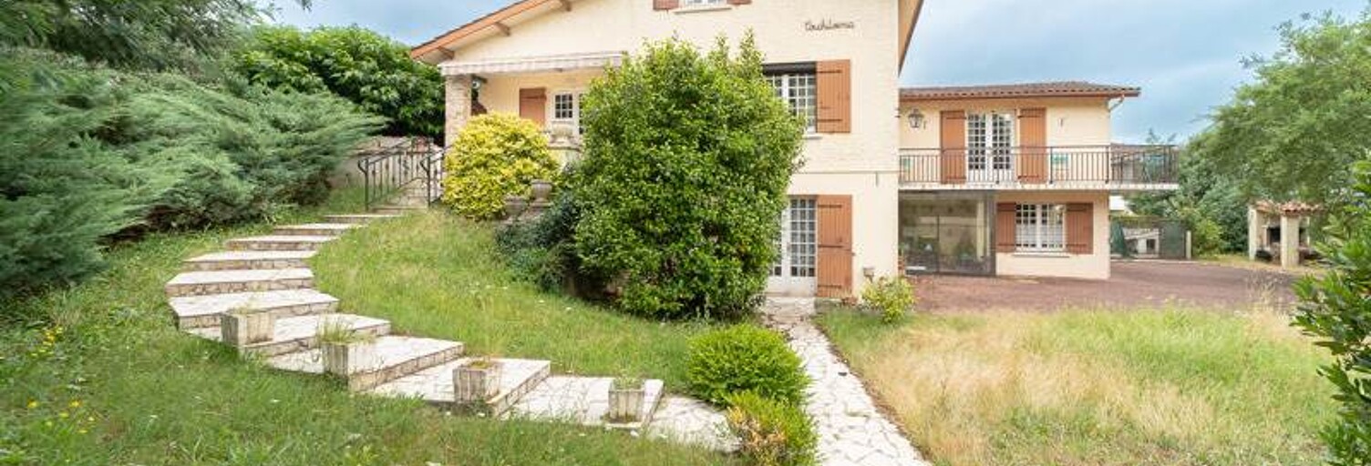 Maison 7 Pièces 195 m² à vendre à Montendre (17130)