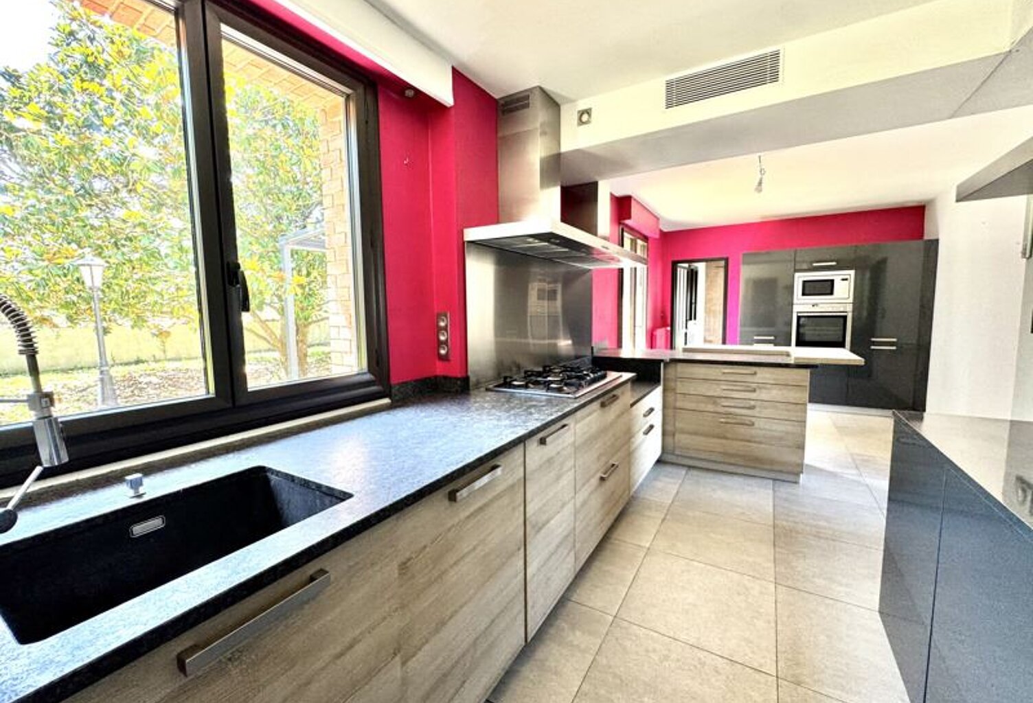 Villa de 5 pièces principales — photo 1
