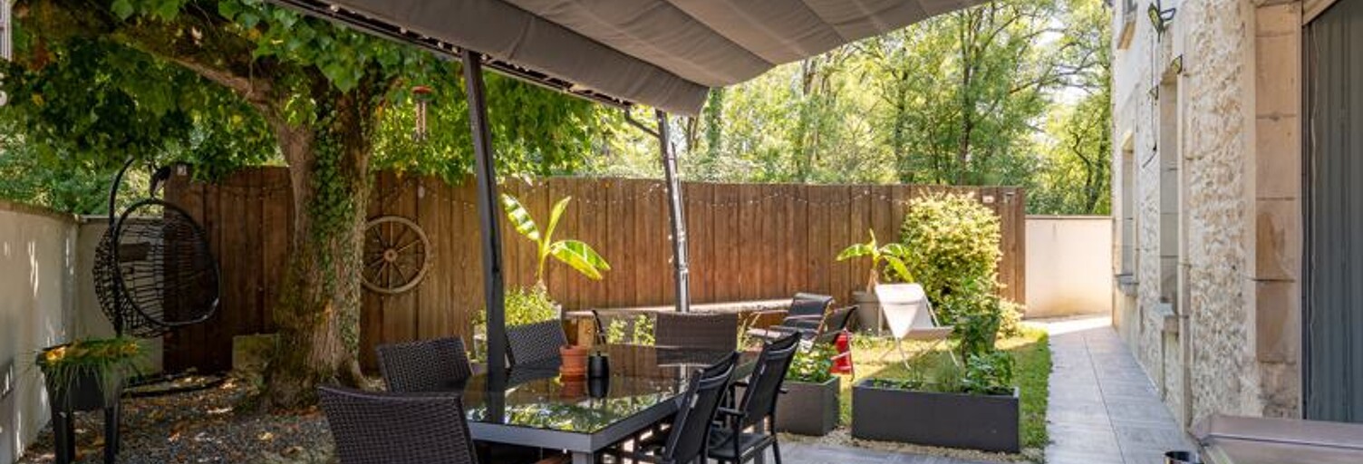 Maison 5 Pièces 115 m² à vendre à Fontcouverte (17100)