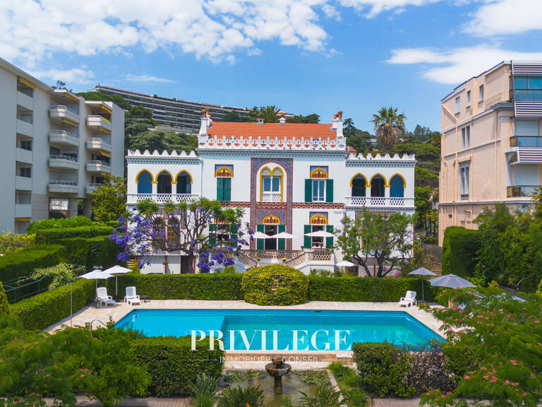 Cannes   Villa Belle Rive, propriété historique d'exception — photo 1