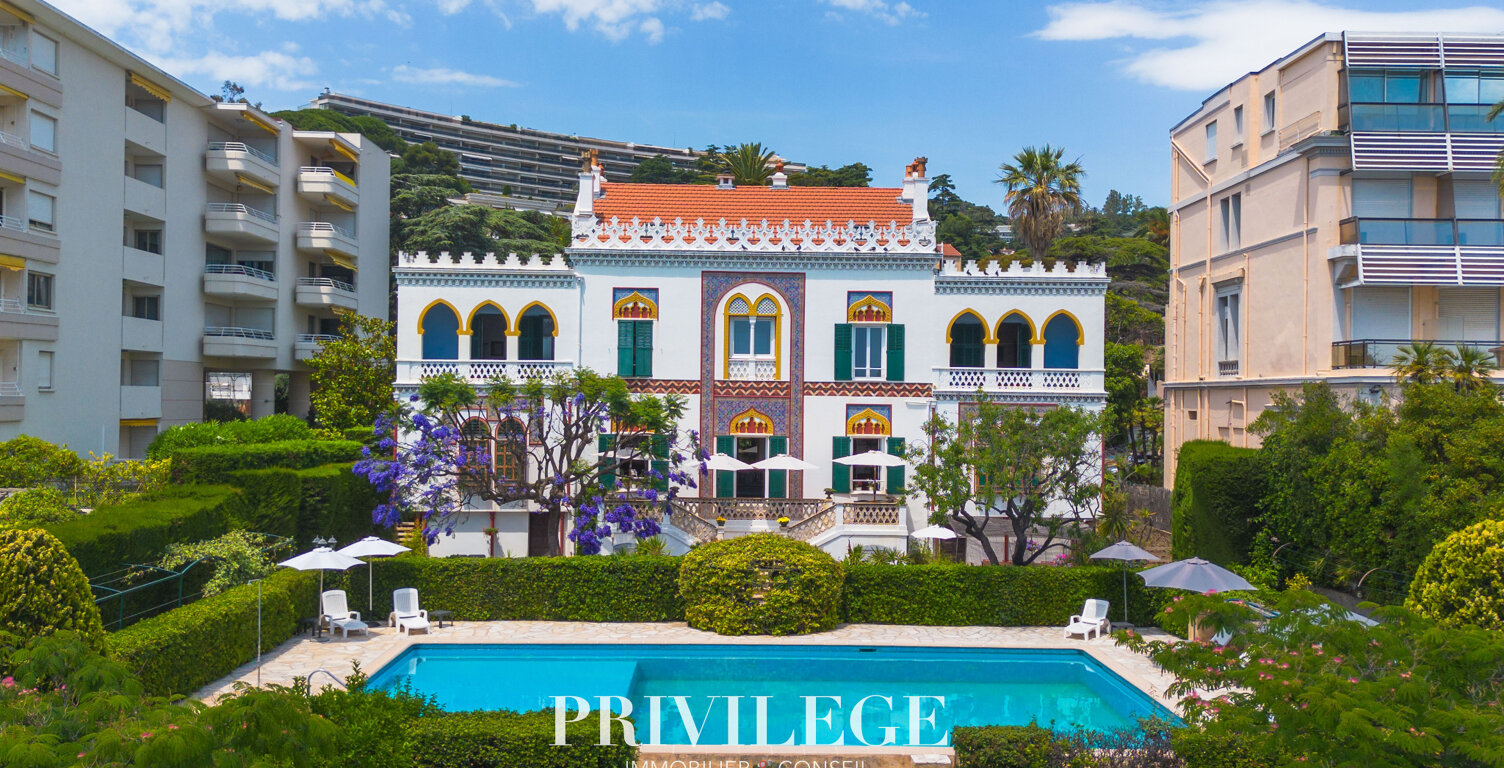 Cannes   Villa Belle Rive, propriété historique d'exception — photo 1