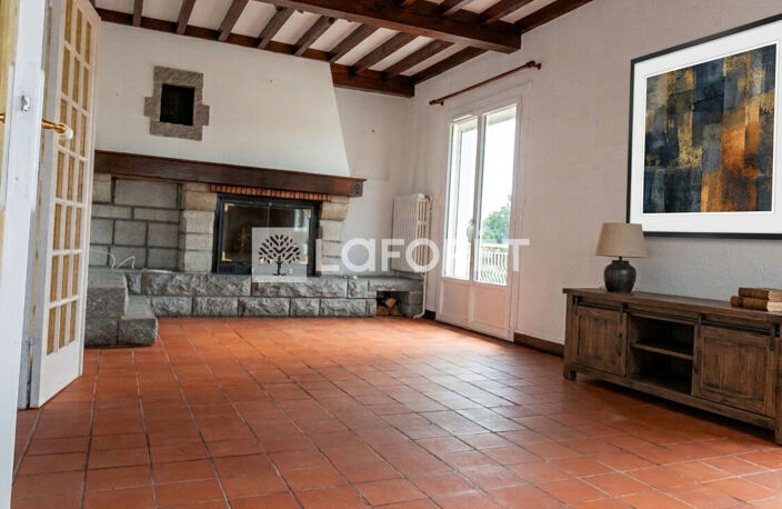 Maison Saint Just Saint Rambert 217 m2, 6 chambres, 1240m² de terrain — photo 3