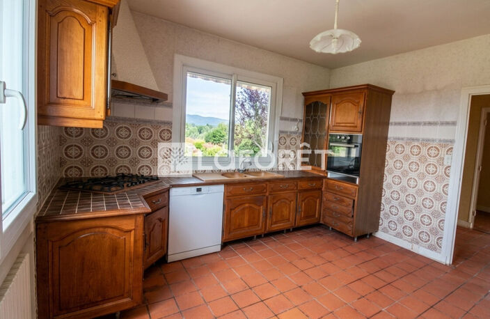 Maison Saint Just Saint Rambert 217 m2, 6 chambres, 1240m² de terrain — photo 5