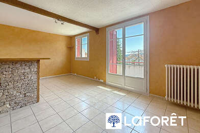 Appartement 3 pièces 650 €