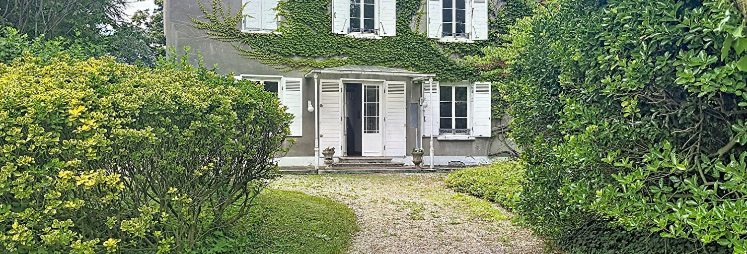 Maison 10 Pièces 336 m² à vendre à Irigny (69540)